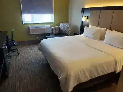 Holiday Inn Express Maspeth, An Ihg - 43