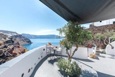 Pearl of Caldera Oia - Boutique by Pearl Collection - 243