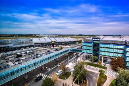 Courtyard by Marriott Prague Airport - 24