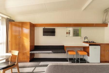 Riverfront & Villas - 41