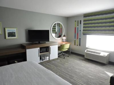 Hampton Inn - 43