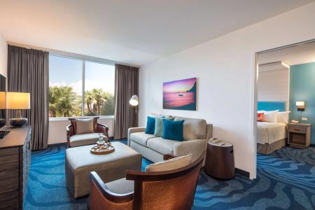 Universal's Loews Sapphire Falls Resort - 5