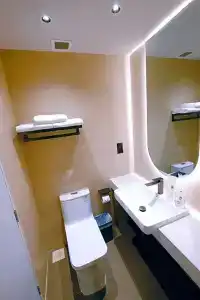 Rest Bugis (Sg Clean, Staycation Approved) - 74