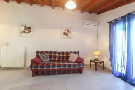 s&c Kosmos Beach Resort - 18