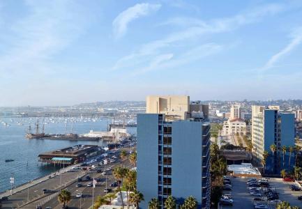 SpringHill Suites by Marriott San Diego Downtown/Bayfront - 34
