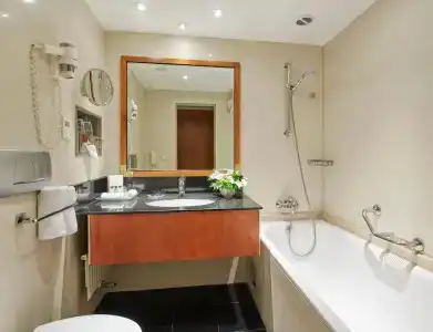 Intercontinental Budapest, An Ihg - 8