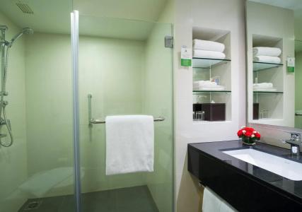 Holiday Inn Bangkok Silom, An Ihg- Sha Extra Plus - 14