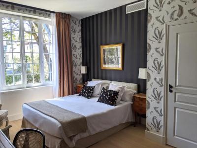 Hôtel Le Saint Christophe - 1