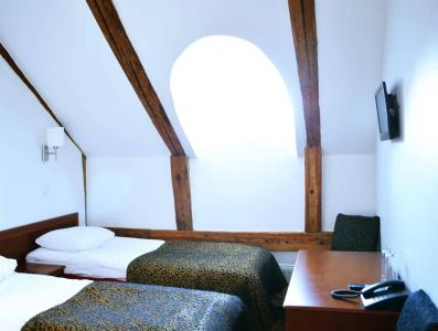 Gotthard Residents - 2