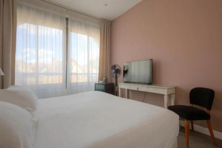 Best Western Le Renoir - 35