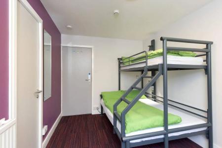 Yha Thameside - 2