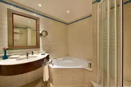 Swiss Inn Resort Hurghada - 79