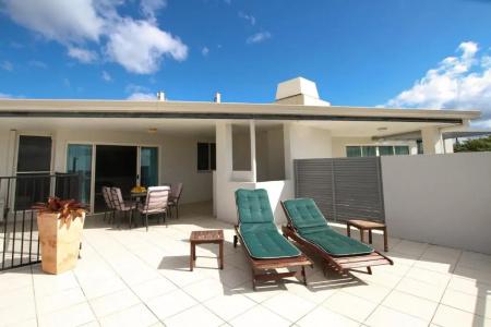 Caloundra Central Apartment - 14