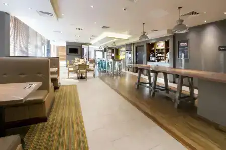 Premier Inn Lewisham - 19