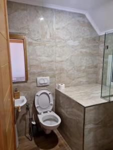 Bujtina Tinari Theth - 40