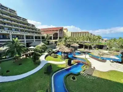 Crowne Plaza Danang - 40