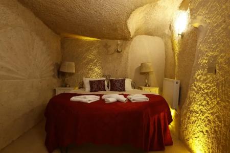 Anatelein Boutique Cave - 136