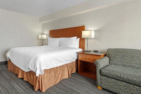Best Western Plus Suites Downtown - 39