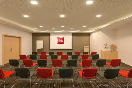 Ibis Izmir Alsancak - 12