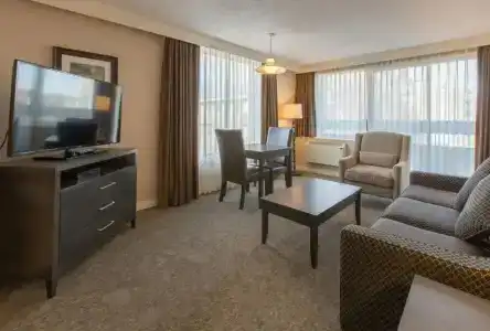 The Embassy Inn - 65