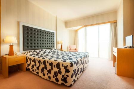 Crown Resorts Horizon - 2
