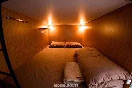 Rider's House - 10
