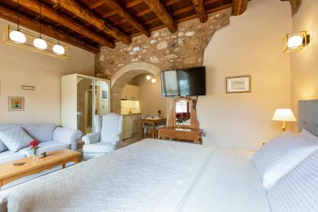 Phaedra Suites - 114