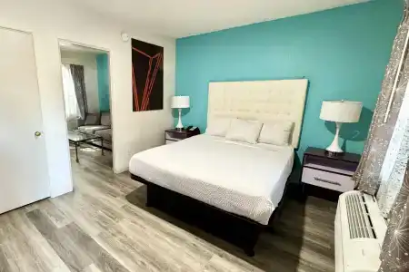 Howard Johnson by Wyndham Phoenix Airport/Downtown Area - 22