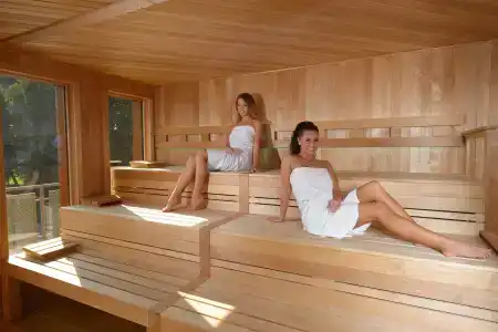 Holiday Beach Budapest Wellness with Sauna Park - 15
