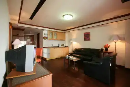 Interchange Tower Serviced Apartment - Sha Extra Plus - 166