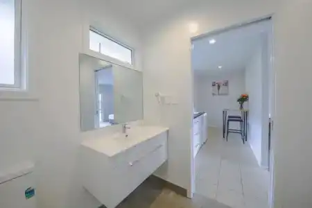 Sylvia Park - 75