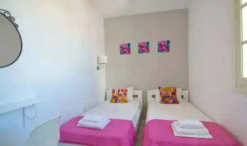 Camara - 223