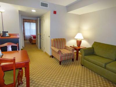 Country Inn & Suites by Radisson Near Universal - 6