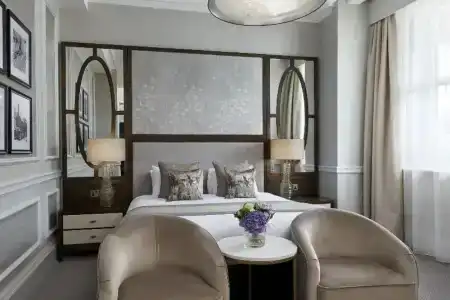 The Midland - 77