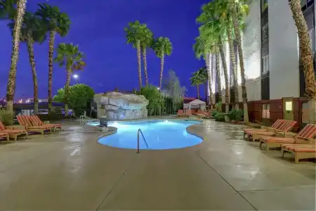 Hampton Inn Tropicana Las Vegas - 19