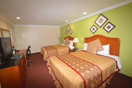Imperial Inn - 4