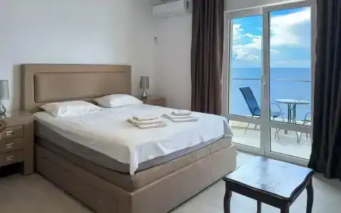 Open Sea Luxury - 154