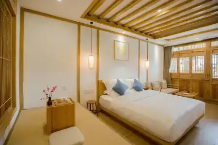 Jianshe Inn - 2