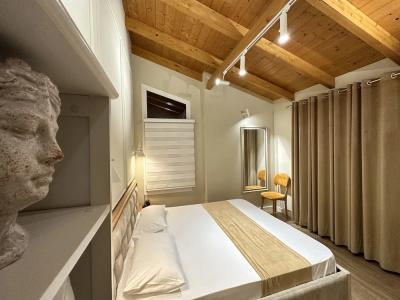 Rias Penthouse Suites - 38