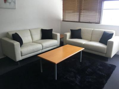 Cosmopolitan & Serviced Apartments - 11