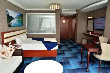 Business Grand - 67