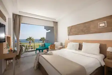 Kolymbia Bay Art - Только для взрослых - 64