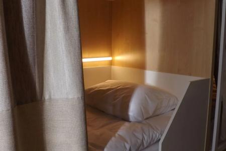 Holiday & Hostel - 27