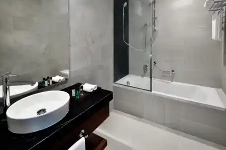 Mövenpick Downtown Dubai - 19