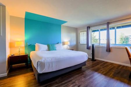 Coast River Inn By Oyo - 110
