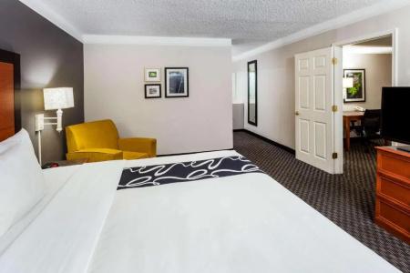 La Quinta Inn by Wyndham I-35 - 61
