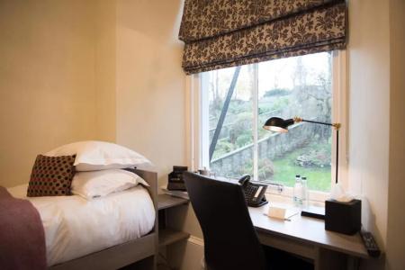 24 Royal Terrace - 36