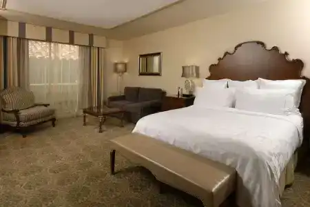 Woolley's Classic Suites Denver Airport - 65