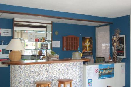 Hôtel Les Arcades - 1