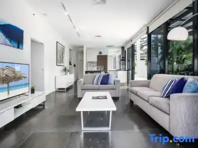 Ultra Broadbeach - 229